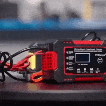 Cargador Inteligente 12V 6A Con Mantenedor Automático y Reparador Por Pulsos NEXPEAK