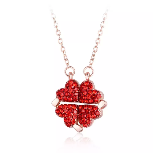 Collar de trebol de 4 corazones